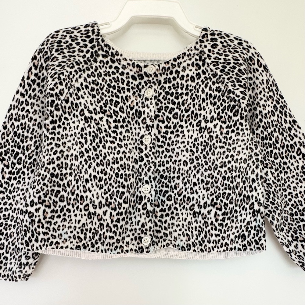Baby Gap Girls Leopard Print Cardigan Sweater - Picture 2 of 9